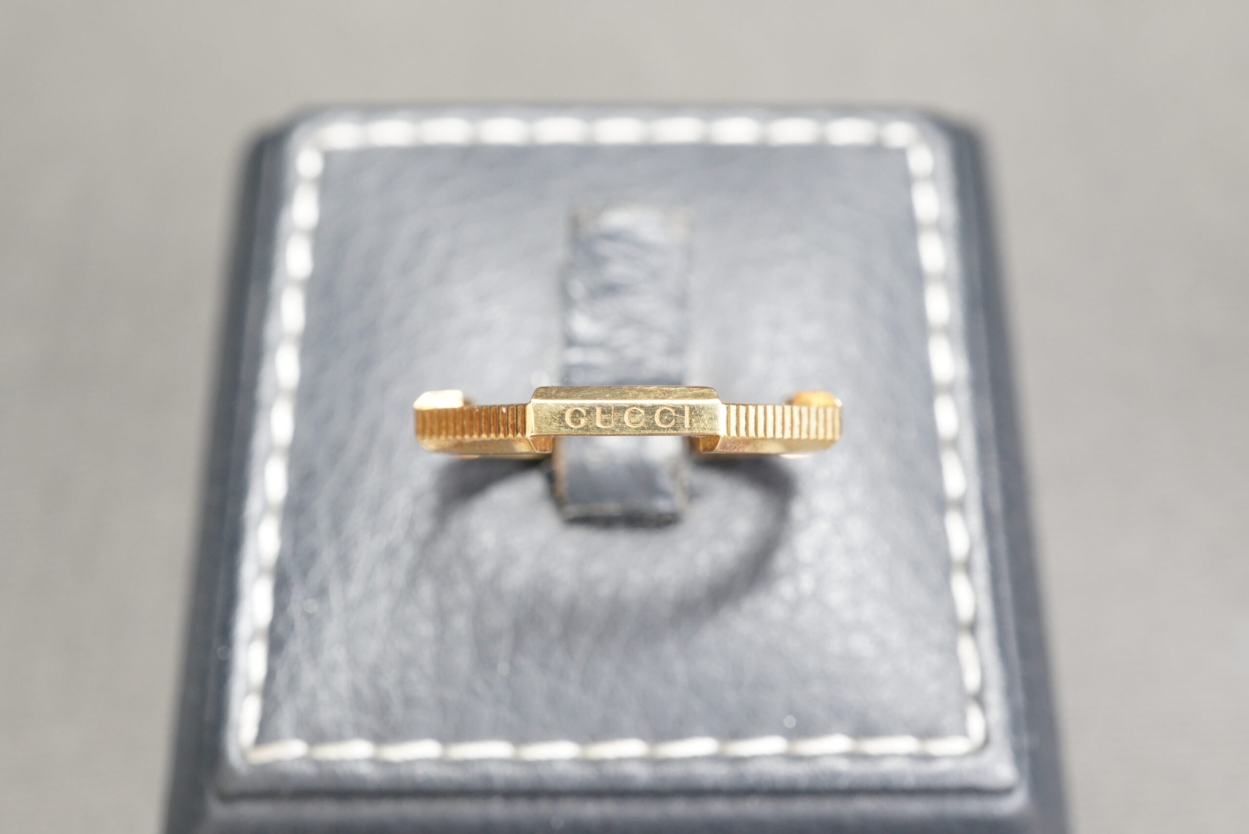 แหวน Gucci Flowers