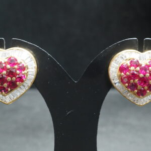 ต่างหูหัวใจประดับทับทิม เพชร