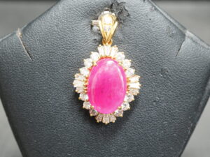 จี้ทับทิมพม่าเพชรล้อม